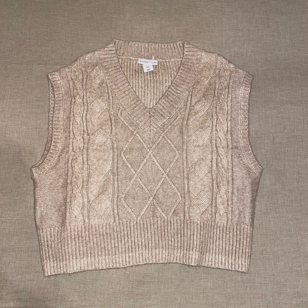 Tan and white speckled sweater vest